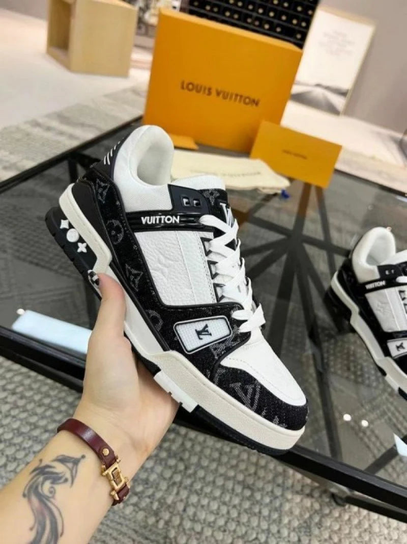 Louis Vuitton LV Trainer Sneaker – Black