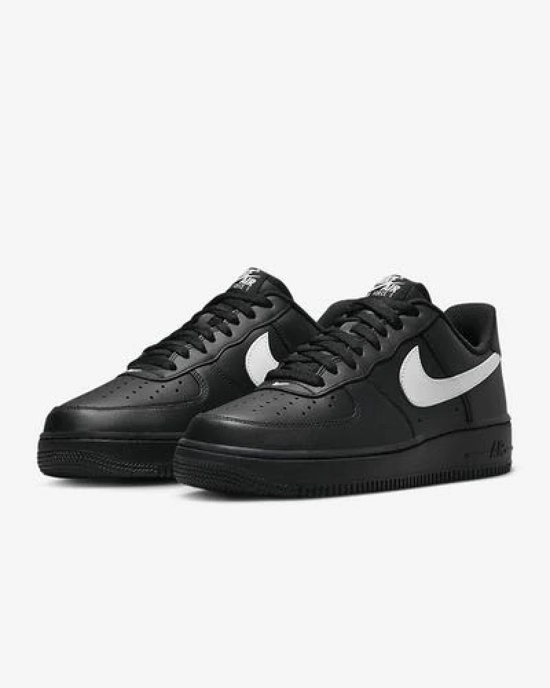 The Nike Air Force 1 ’07 Black/White